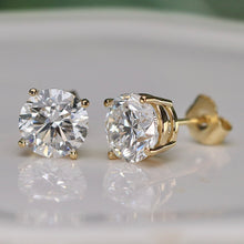 Load image into Gallery viewer, SPECIAL! RETAIL IS $995!  Lab grown 3ctw F-G/SI+ Diamond studs in 14k yellow gold