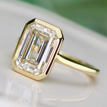 Load image into Gallery viewer, SPECIAL!  4ct emerald cut lab grown diamond ring in 14k yellow gold