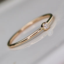 Load image into Gallery viewer, SPECIAL!  Dainty diamond ring in 14k yellow gold