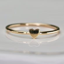 Load image into Gallery viewer, SPECIAL!  Dainty heart ring in 14k yellow gold
