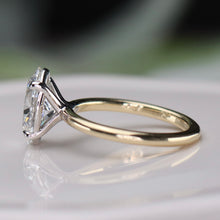 Load image into Gallery viewer, SPECIAL!  3.15ct E/VVS2 oval cut lab grown diamond solitaire ring in 14k 2 tone gold