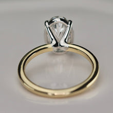 Load image into Gallery viewer, SPECIAL!  3.15ct E/VVS2 oval cut lab grown diamond solitaire ring in 14k 2 tone gold