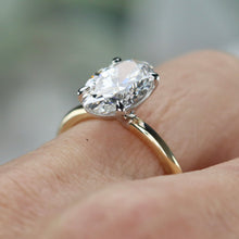 Load image into Gallery viewer, SPECIAL!  3.15ct E/VVS2 oval cut lab grown diamond solitaire ring in 14k 2 tone gold