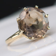Load image into Gallery viewer, SPECIAL!  Vintage Smokey quartz ring in 14k yellow gold