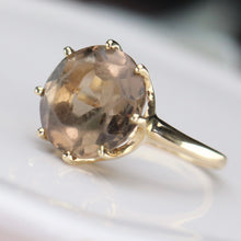 Load image into Gallery viewer, SPECIAL!  Vintage Smokey quartz ring in 14k yellow gold