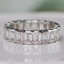 Load image into Gallery viewer, Lab grown diamond 4ctw emerald cut eternity band ring in platinum