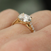 Load image into Gallery viewer, SPECIAL: 1.75ctw oval cut lab grown diamond ring in 14k yellow gold