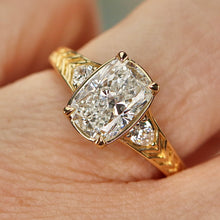 Load image into Gallery viewer, SPECIAL!  2ct cushion cut lab grown diamond ring in 14k yellow gold