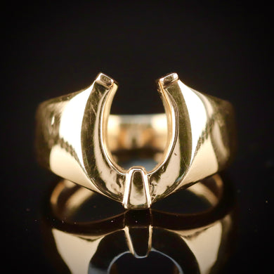 Vintage horseshoe ring in 14k yellow gold from Manor Jewels.