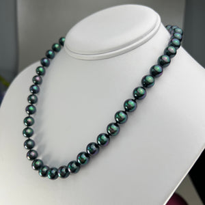 AUCTION WIN - RESERVED**  Peacock faux pearl strand with 14k yellow gold clasp