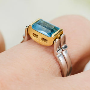 SALE!!  Double sided sapphire and blue topaz ring in 18k