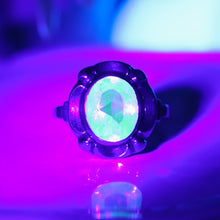 Load image into Gallery viewer, Vintage green synthetic spinel ring in yellow gold