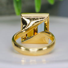 Load image into Gallery viewer, Chocolate Box ring by Andrew Geoghegan in 18k yellow gold