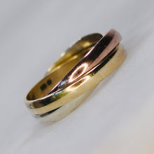 Load image into Gallery viewer, Vintage Rolling tri-tone gold ring