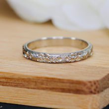 Load image into Gallery viewer, Pristine 18k white gold orange blossom patterned band