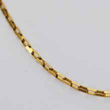 Load image into Gallery viewer, Vintage elongated box link necklace in yellow gold