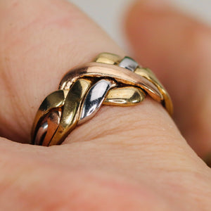 Vintage puzzle ring in tri-tone gold