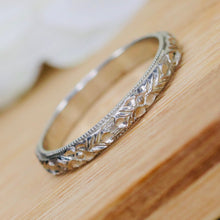 Load image into Gallery viewer, Pristine 18k white gold orange blossom patterned band