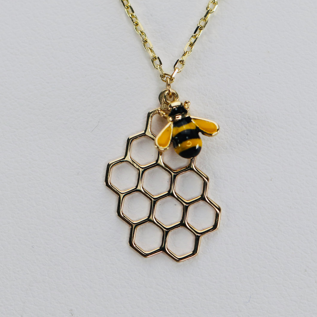 14k yellow gold and enamel bee necklace