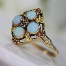 Load image into Gallery viewer, Vintage Opal ring in yellow gold
