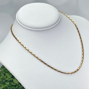 Vintage elongated box link necklace in yellow gold