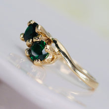 Load image into Gallery viewer, Vintage green spinel doublet bypass ring in yellow gold
