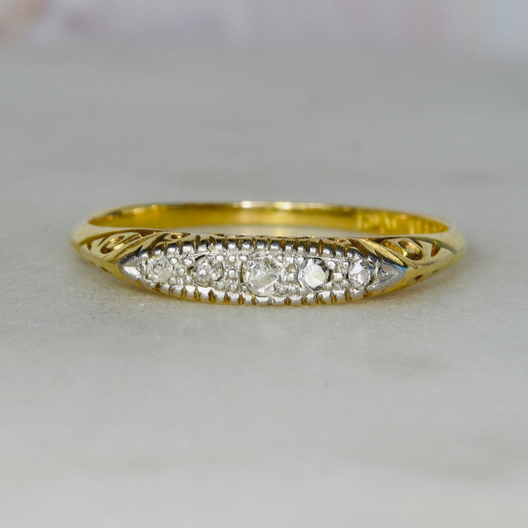 Vintage diamond ring in 18k yellow gold and platinum