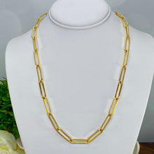 Load image into Gallery viewer, Chunky Paper clip chain in 14k yellow gold