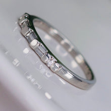 Load image into Gallery viewer, Estate diamond and in platinum from Manor Jewels