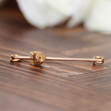 Vintage fox head pin in yellow gold