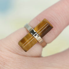 Load image into Gallery viewer, Vintage tigers eye ring in yellow gold
