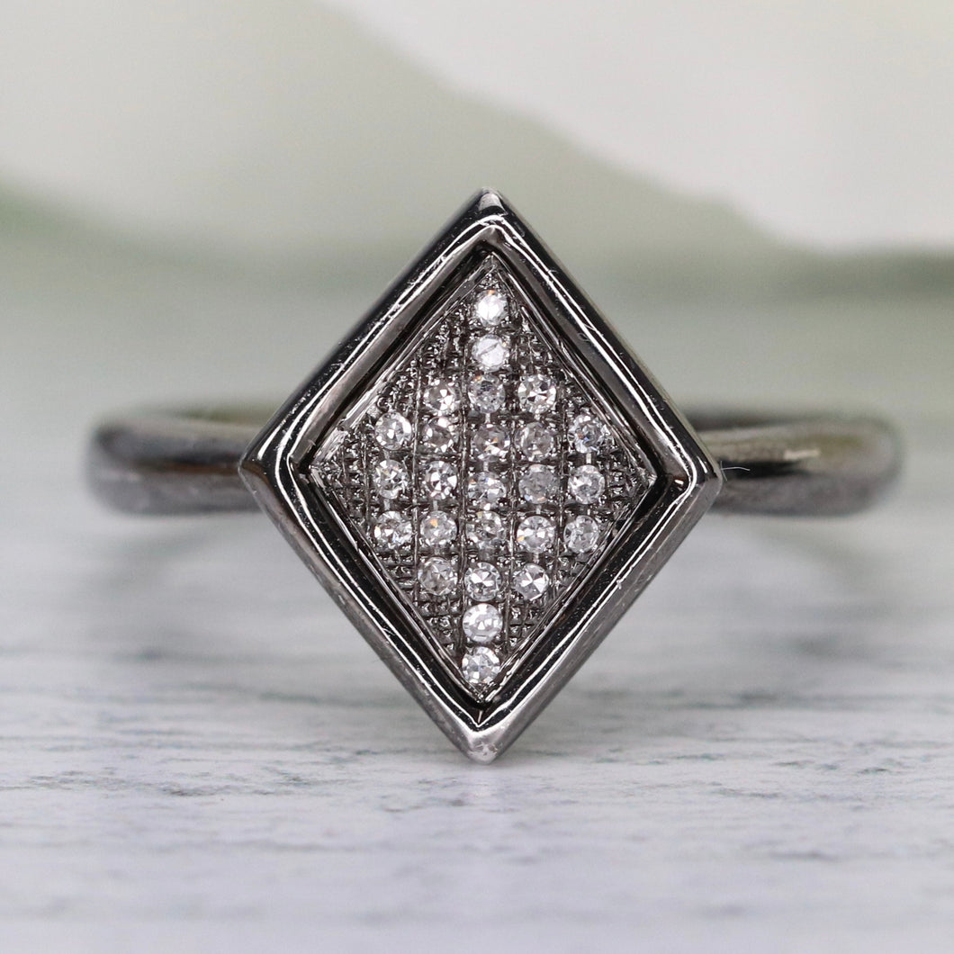 Kite shaped Diamond cluster ring in 14k White gold