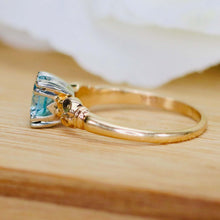 Load image into Gallery viewer, 14k yellow gold vintage blue zircon ring