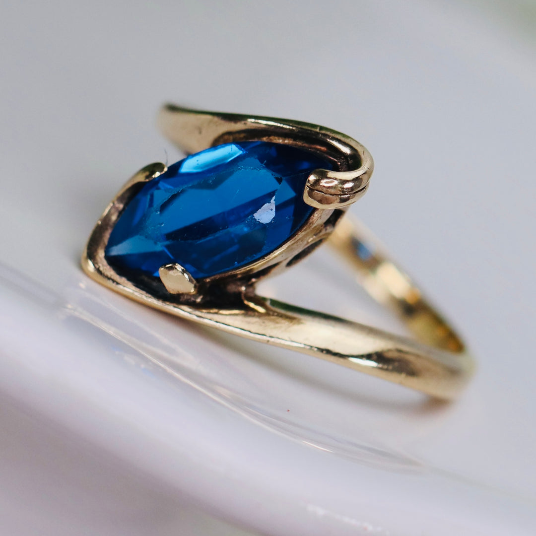 Vintage synthetic blue spinel ring in yellow gold from Manor Jewels