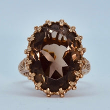 Load image into Gallery viewer, Vintage large Smokey Quartz ring in yellow gold