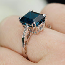 Load image into Gallery viewer, London blue topaz &amp; diamond ring in white gold