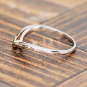 Vintage chevron band in 14k white gold