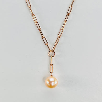 Paperclip pearl necklace in 14k rose gold by Effy