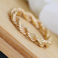 Load image into Gallery viewer, Vintage chunky rope band in 14k yellow gold