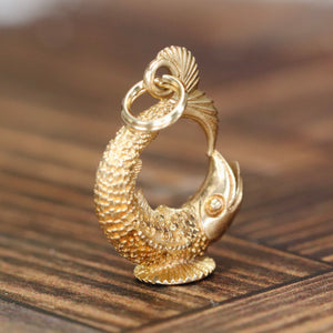 Fabulous vintage fish charm in yellow gold