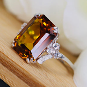 Vintage Synthetic orange sapphire ring in white gold