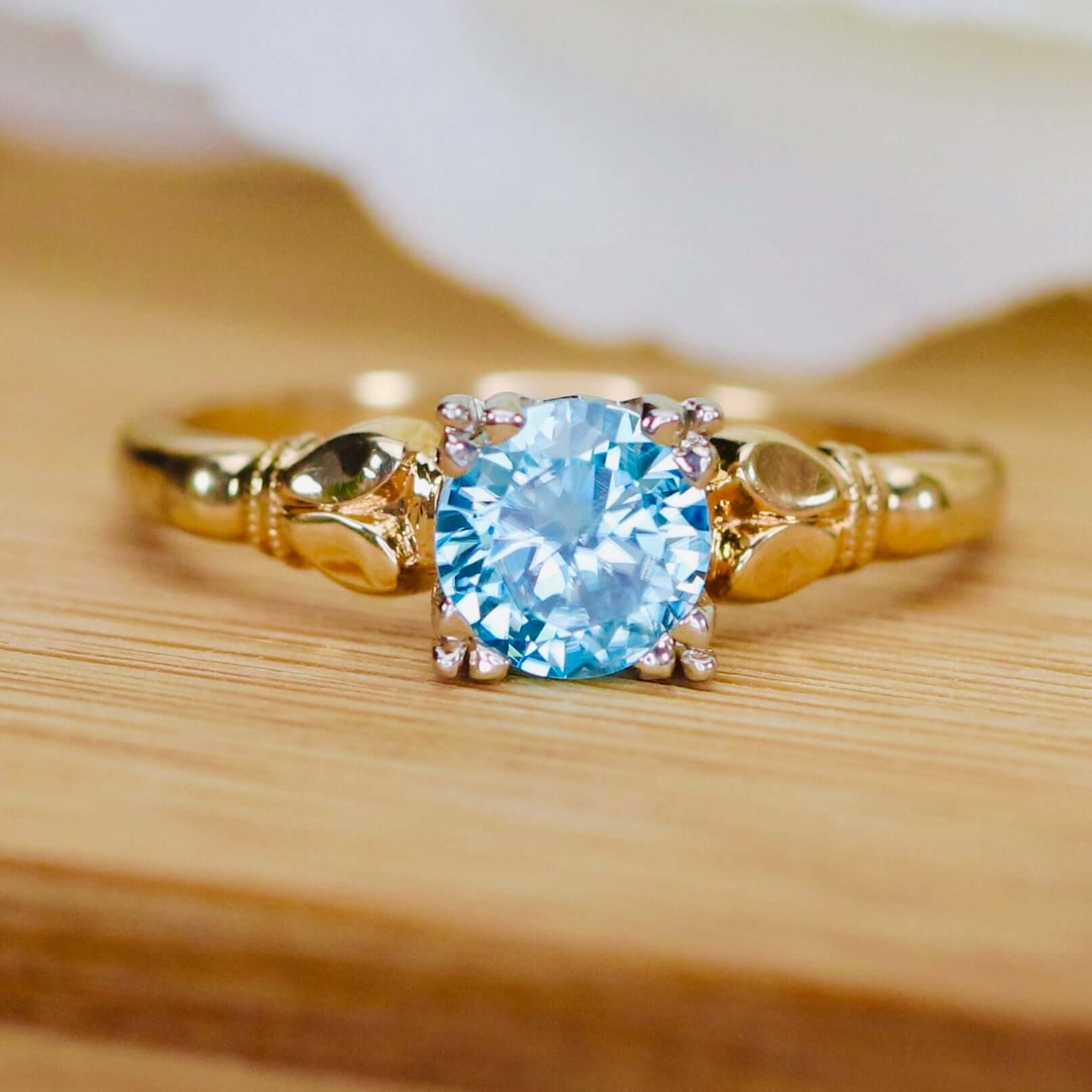 Vintage Zircon Ring