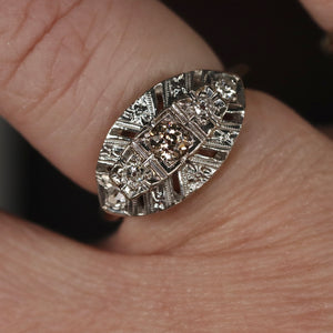Vintage diamond ring in 14k gold from Manor Jewels