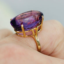 Load image into Gallery viewer, Estate large oval Amethyst ring in 14k yellow gold