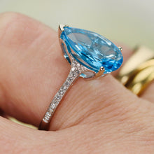 Load image into Gallery viewer, Blue topaz and diamond ring in 14k white gold by Effy