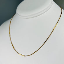 Load image into Gallery viewer, Estate station chain necklace solid 18k yellow gold