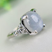 Load image into Gallery viewer, Vintage Star sapphire and diamond ring in 14k white gold