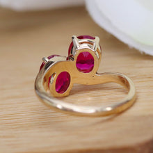 Load image into Gallery viewer, Vintage synthetic ruby toi et moi ring in yellow gold