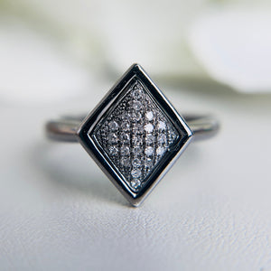 Kite shaped Diamond cluster ring in 14k White gold