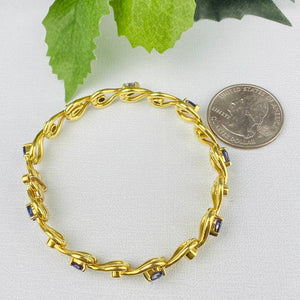 Sapphire and diamond bracelet in 18k yellow gold